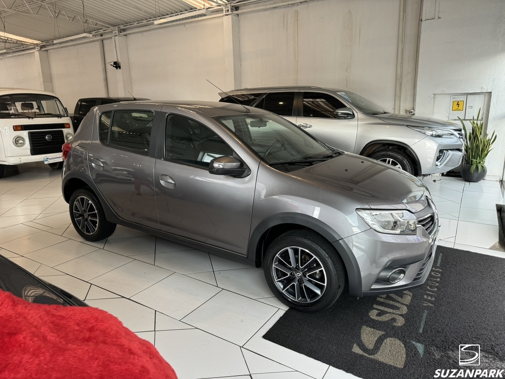 RENAULT SANDERO INTENSE 1.6 FLEX CVT