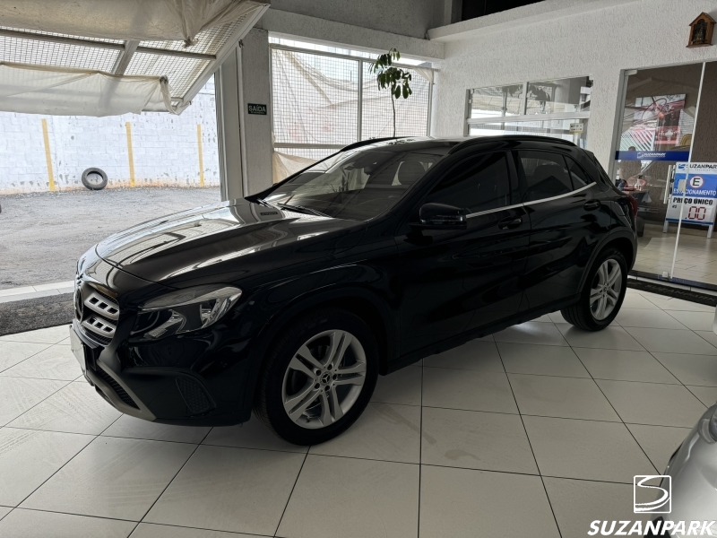 MERCEDES BENZ GLA 200 STYLE 1.6 FLEX