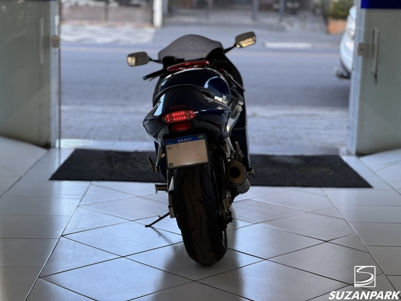 SUZUKI GSX 1300 R HAYABUSA