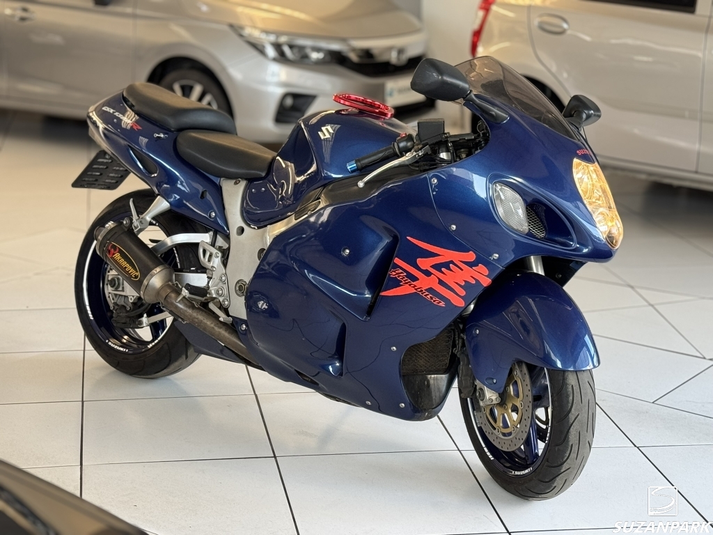 SUZUKI GSX 1300 R HAYABUSA
