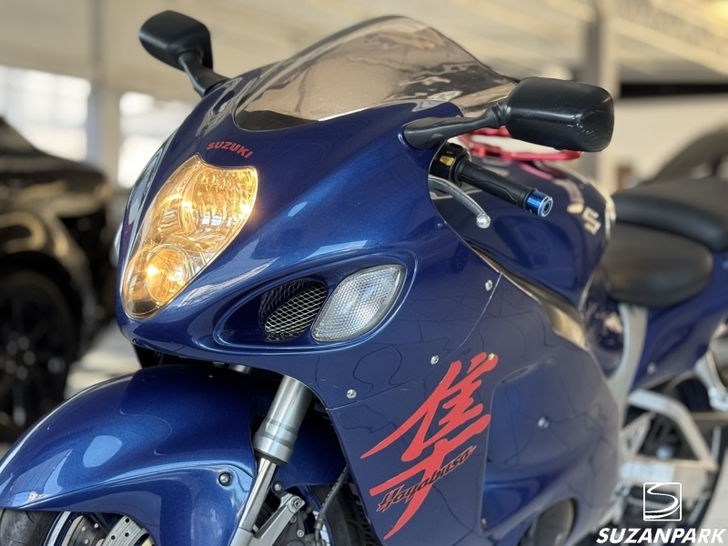 SUZUKI GSX 1300 R HAYABUSA