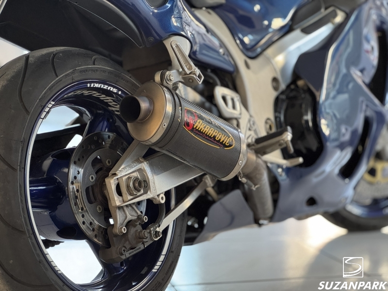 SUZUKI GSX 1300 R HAYABUSA
