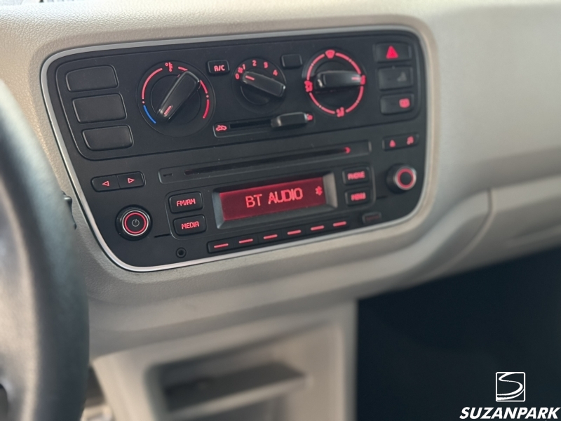 VW UP MOVE 1.0 TSI