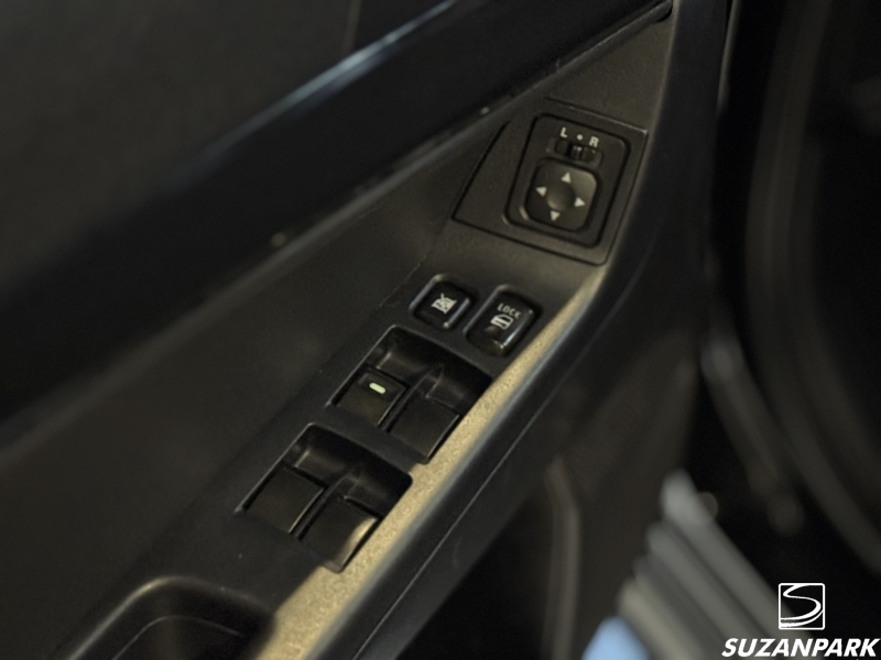 MITSUBISHI LANCER 2.0