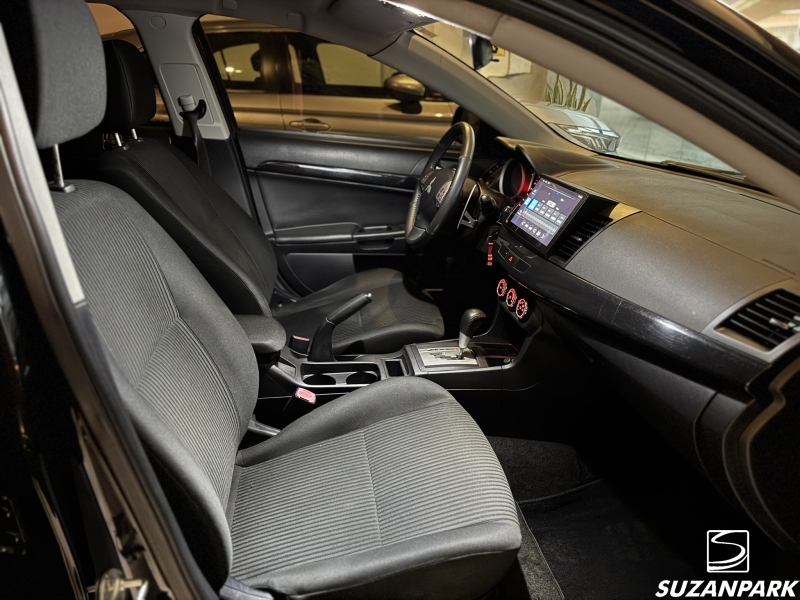 MITSUBISHI LANCER 2.0